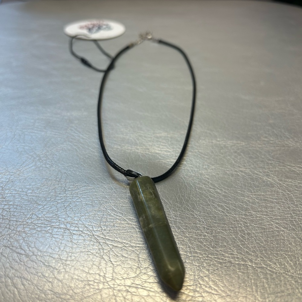 Crystal pendant with leather necklace metal clasp